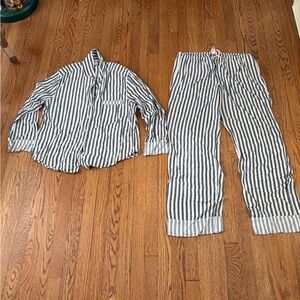 Victoria’s Secret Black & White Stripe Pajama Set – Top & Bottom | L